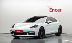 Porsche Panamera 3.0 AWD 2018