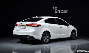 Kia K3 Style Trendy 2017