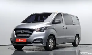 Hyundai Starex Smart Van 5-Seater 2018