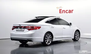 Hyundai Grandeur HG240 Modern Collection 2016