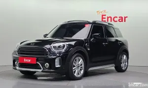 Mini Countryman 2nd Gen Classic Plus Launch Pack 2023
