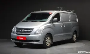 Hyundai Starex CVX Deluxe 3-Seater VAN 2013