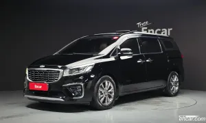 Kia Canival President 7-Seater Limousine 2018