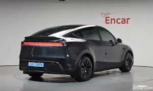 Tesla Model y RWD 2025