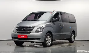 Hyundai Starex CVX Deluxe 4WD 12-Seater Wagon 2015