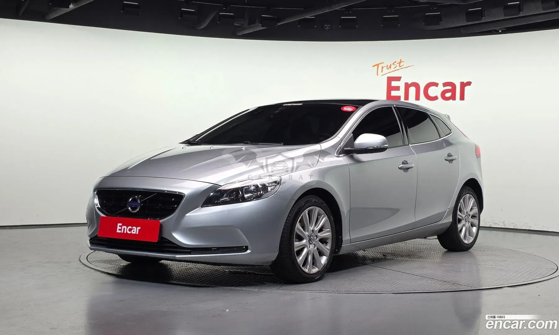 Volvo V40 2nd D3 2016