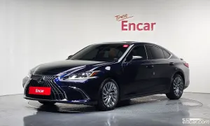 Lexus Es Luxury Plus 2023