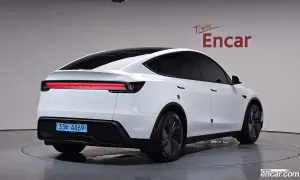 Tesla Model y RWD 2025
