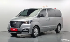 Hyundai Starex Modern Van 5-Seater 2018