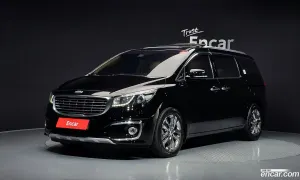 Kia Canival 9-seater Prestige 2017