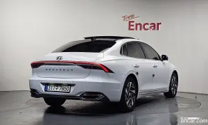 Hyundai Grandeur Le Blanc 2021