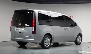 Hyundai Staria Modern Cargo 3-Seater 2025