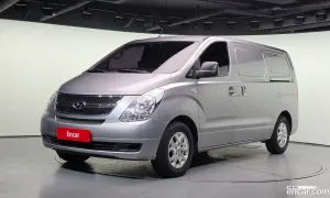 Hyundai Starex CVX Deluxe 3-Seater VAN 2014