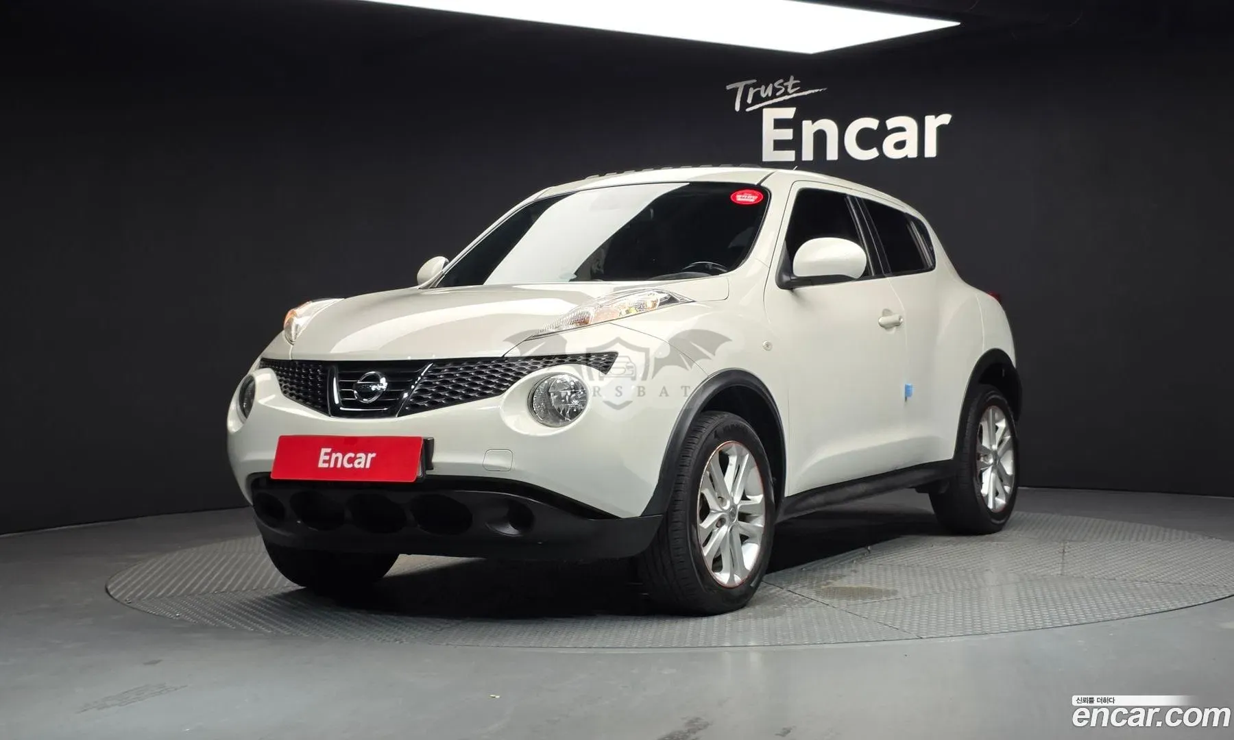 Nissan Juke F15 1.6 SV 2014