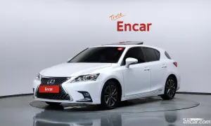 Lexus Ct200h ZWA10 1.8 Supreme 2018