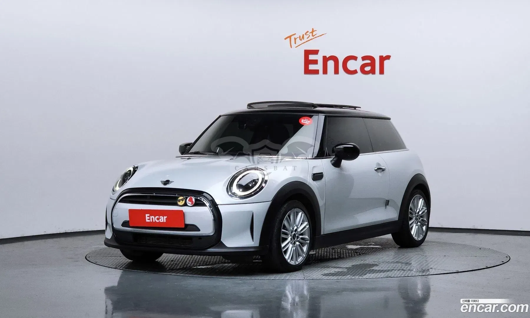 Mini Cooper Third Generation Classic Plus Launch Pack 2021