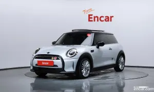 Mini Cooper Third Generation Classic Plus Launch Pack 2021