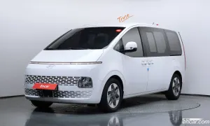Hyundai Staria Modern Tourer 9-Seater 2024