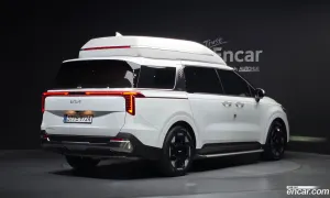 Kia Canival Signature Gasoline 9-Seater Hi Limousine 2024