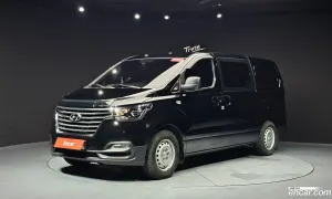 Hyundai Starex Style Van 5-Seater 2019