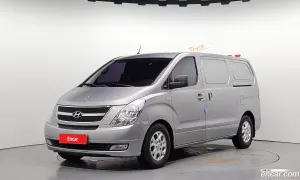 Hyundai Starex CVX Luxury 3-Seater VAN 2015