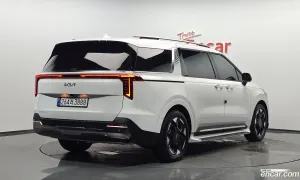 Kia Canival Gasoline 7-Seater Signature 2025