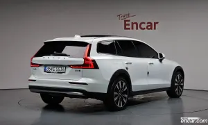 Volvo V60 B5 Ultra AWD 2024