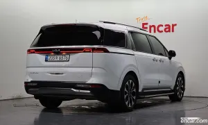 Kia Canival 9-Seater Signature 2022