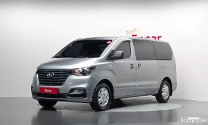 Hyundai Starex Smart Van 3-Seater 2019