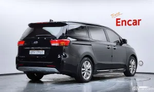 Kia Canival 9-seater Noblesse 2016