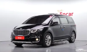 Kia Canival 9-seater Prestige 2015