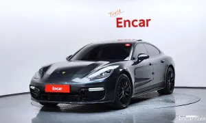 Porsche Panamera 3.0 AWD 2018