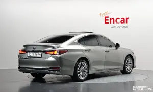 Lexus Es Luxury Plus 2021