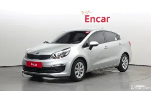 Kia Pride Deluxe 4DR 1.4 MPI 2015