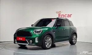 Mini Countryman 2nd Gen Classic Plus Launch Pack 2023