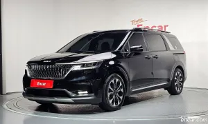 Kia Canival 9-Seater Signature 2023