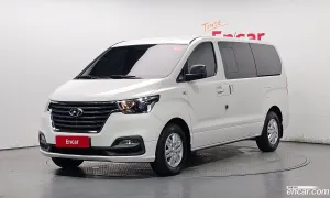 Hyundai Starex Modern Van 5-Seater 2018