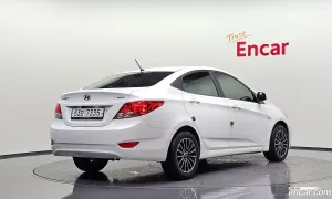 Hyundai Accent 1.4 VVT Luxury 2012