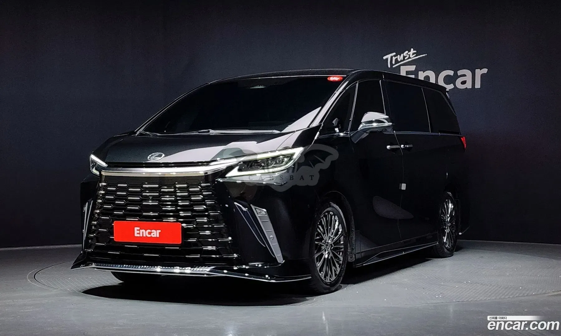 Lexus Lm 500h Royal 2024