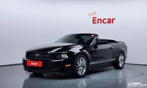 Ford Mustang Convertible 2013