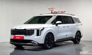 Kia Canival Gasoline 9-Seater Signature 2024