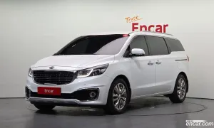 Kia Canival VIP 7-seater Limousine 2017