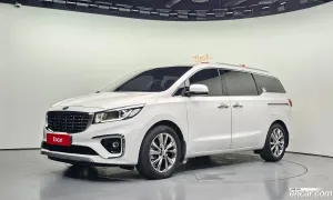 Kia Canival 9-Seater Prstige 2020