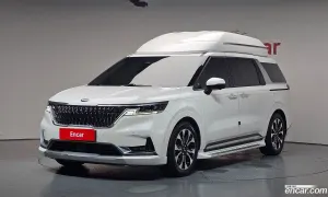 Kia Canival Signature 9-Seater Hi-Limousine 2021