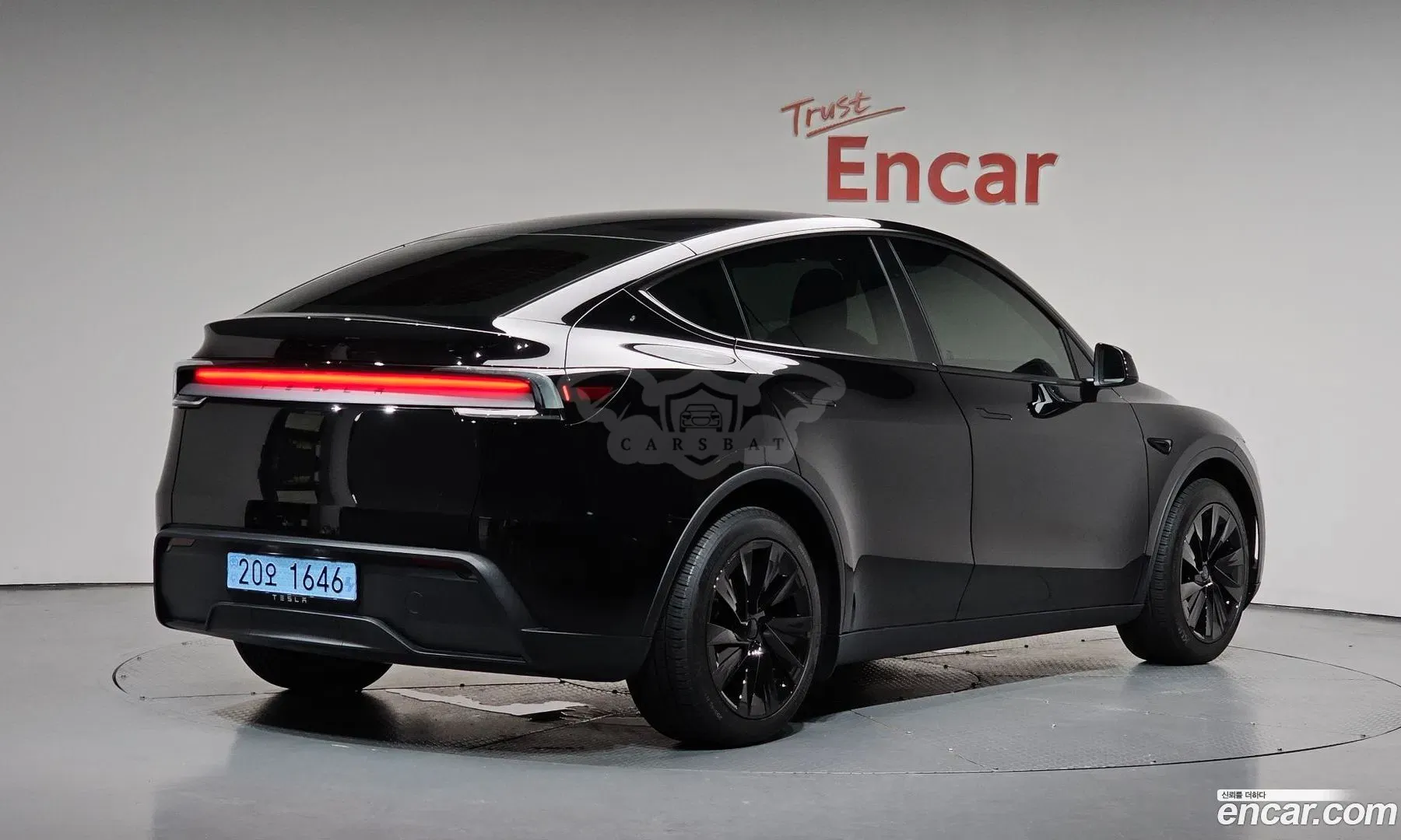 Tesla Model y RWD 2025