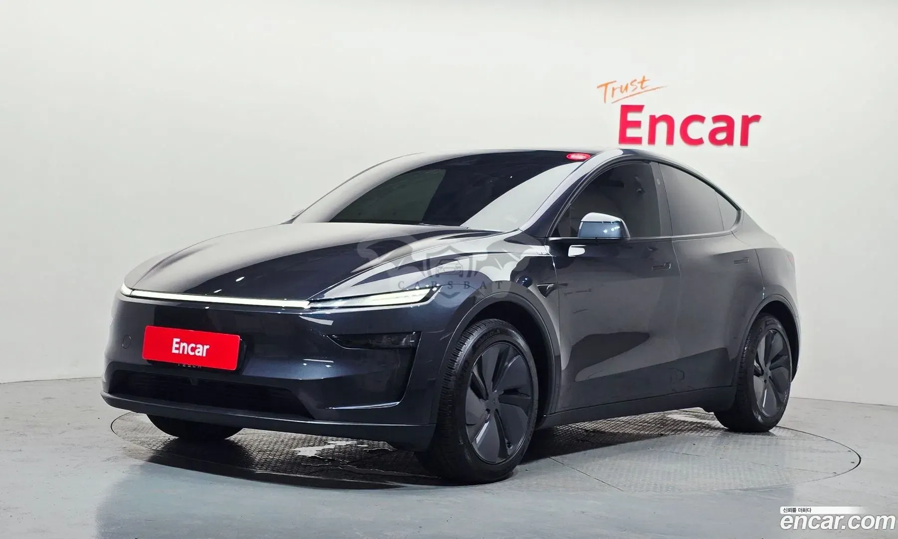 Tesla Model y RWD 2025