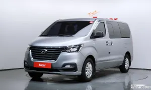Hyundai Starex Smart Van 5-Seater 2018