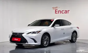 Lexus Es Luxury Plus 2023