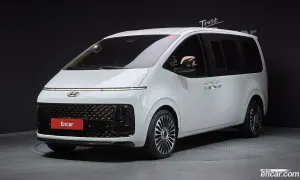 Hyundai Staria Modern Cargo 5-Seater 2023