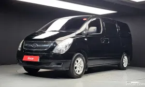 Hyundai Starex CVX Deluxe 3-Seater VAN 2014